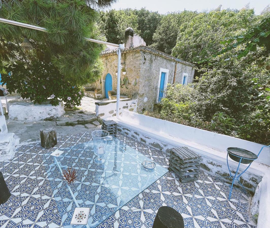 La Casa Del Nespolo Bed & Breakfast Capo dʼOrlando Eksteriør bilde