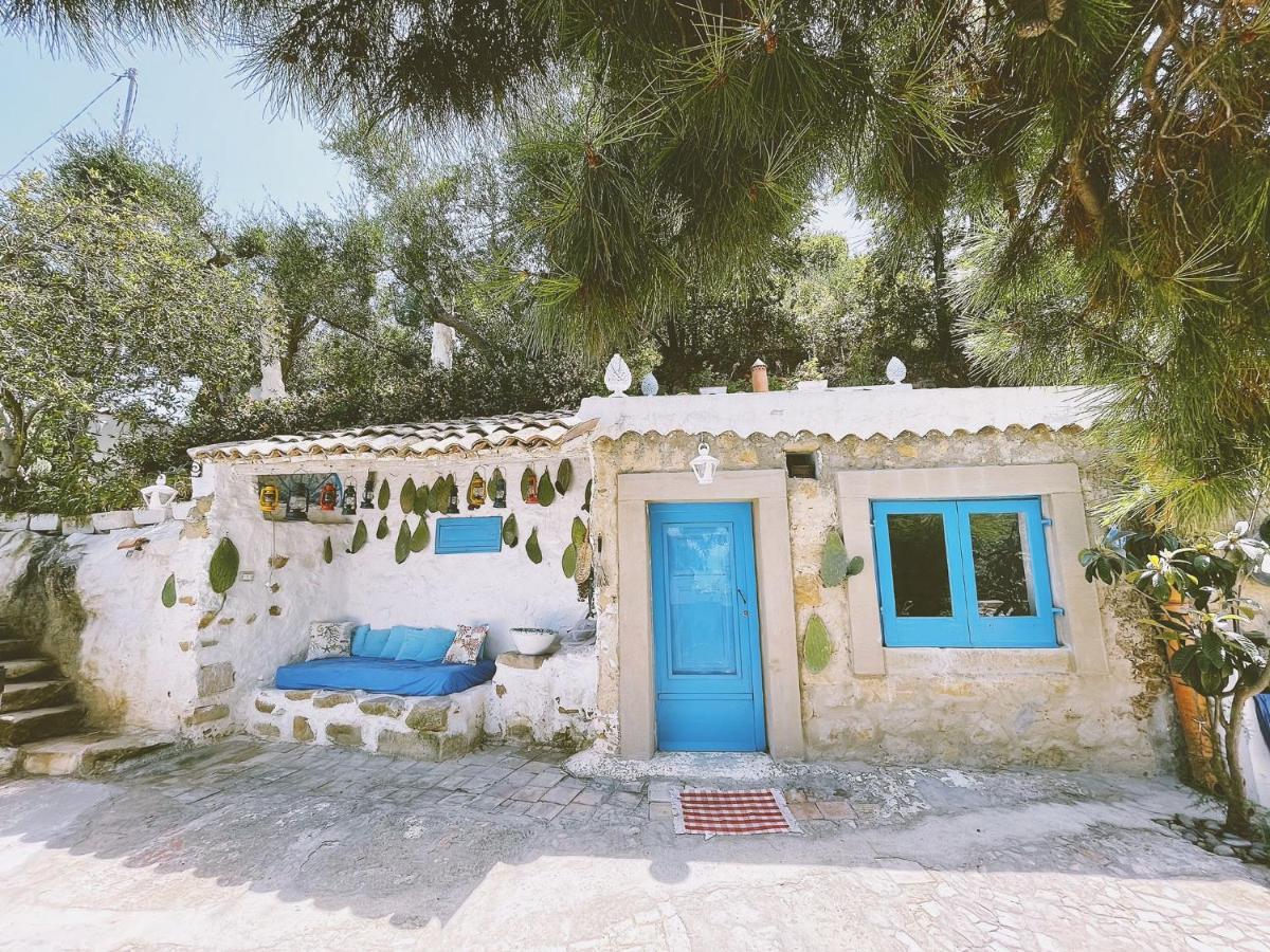 La Casa Del Nespolo Bed & Breakfast Capo dʼOrlando Eksteriør bilde